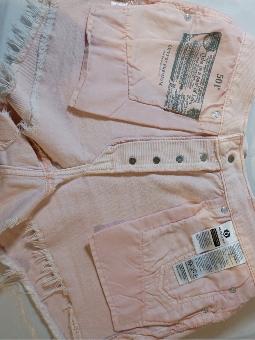 Levi’s 501 Premium Pink Denim Cut Off Shorts High Rise W28 - Picture 5 of 11